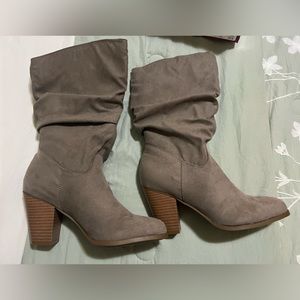 Rampage Ram-Venice Beige Faux Suede Slouch Boots